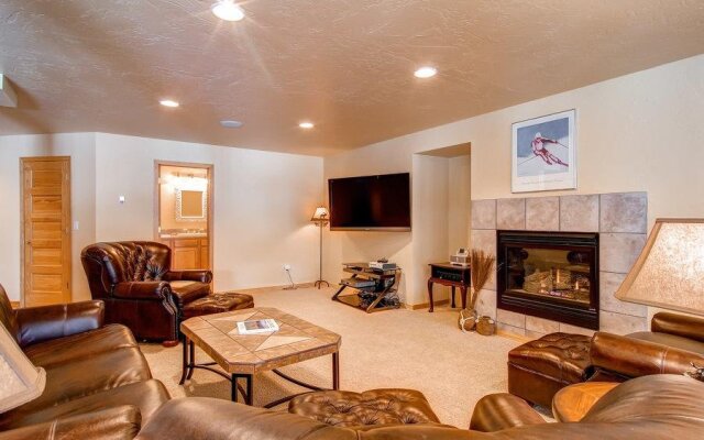 Highlands Ridge Retreat By Pinnacle Lodging