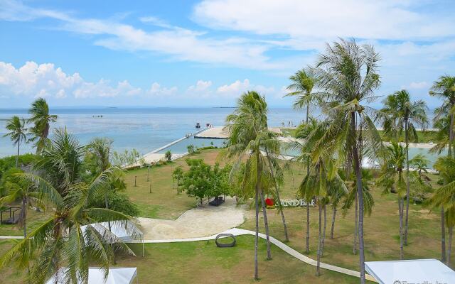 Solea Seaview Resort