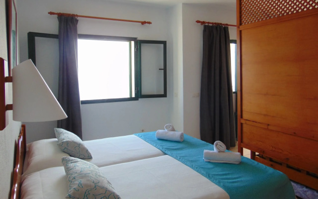 Apartamentos Cabo de Baños by MIJ