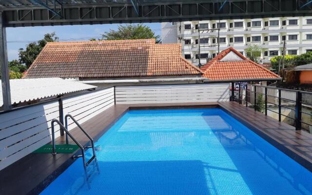 Mae Rampung Beach House