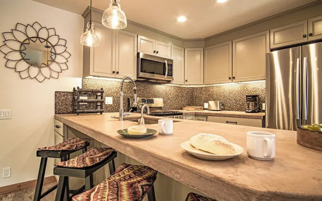 Sun Valley Condo 123