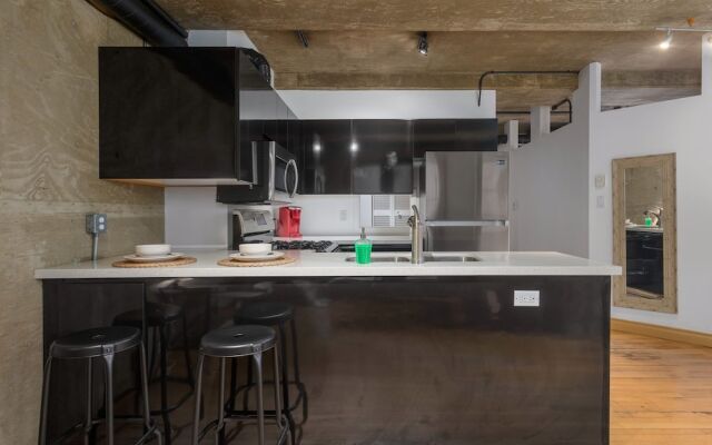 Sterling Suites - Gastown