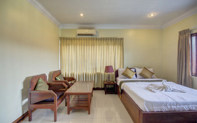 DV Angkor Villa