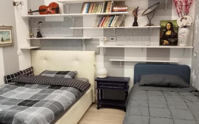 Aury House