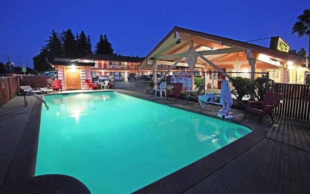 National 9 Santa Cruz