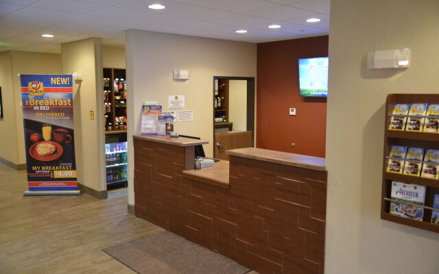 My Place Hotel - Brookings, SD