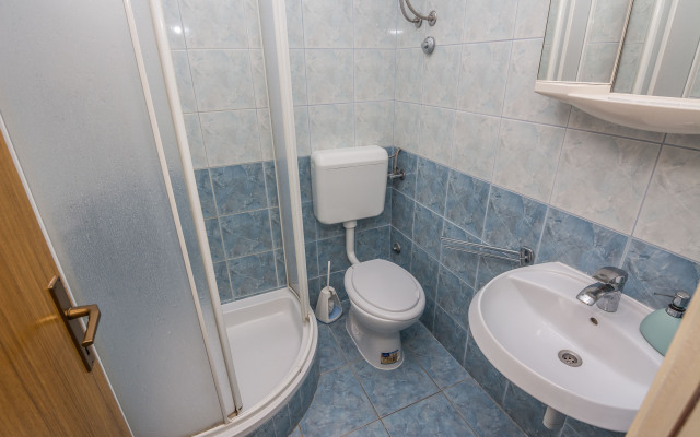 Apartment Basic 3