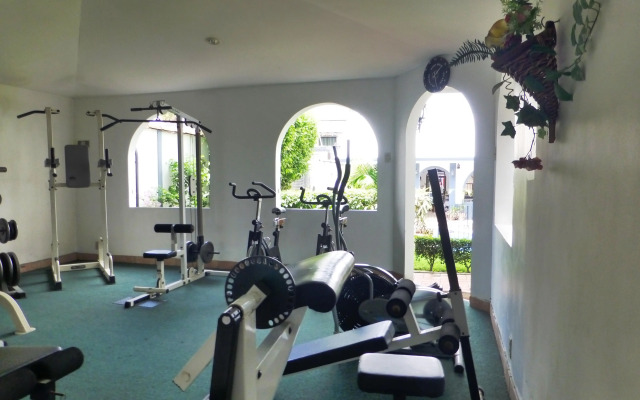 Santo Tomas Hotel