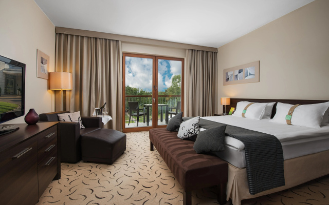 Holiday Inn Resort Warszawa Józefów**** by IHG