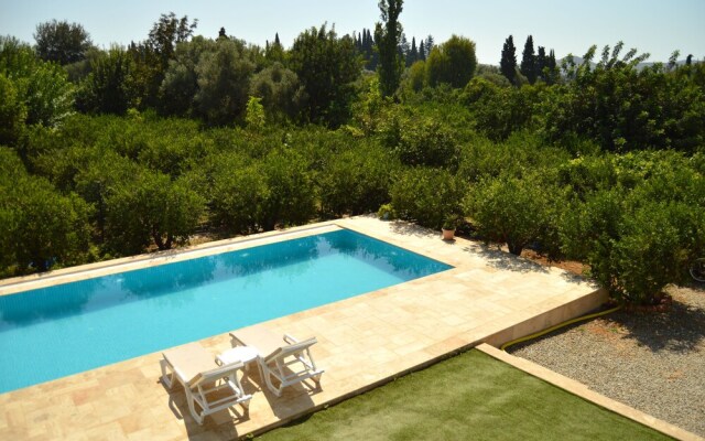 Important Group Villa BD469 4 Bedrooms