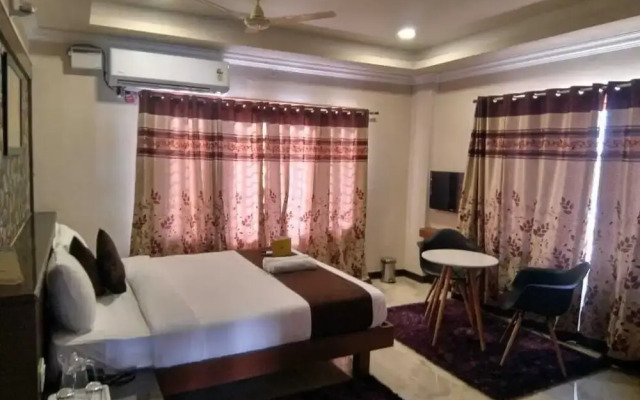 Green Valley Suites