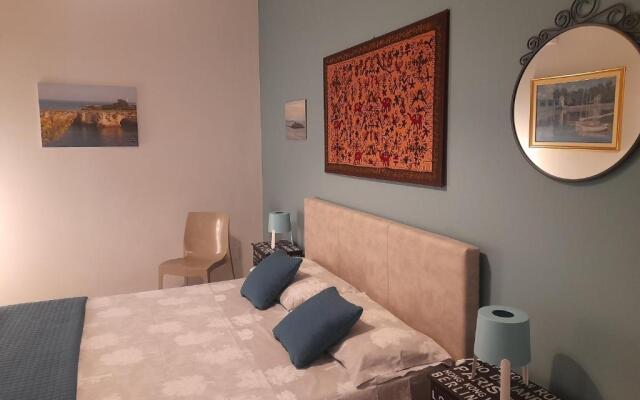 Noto Suite 213