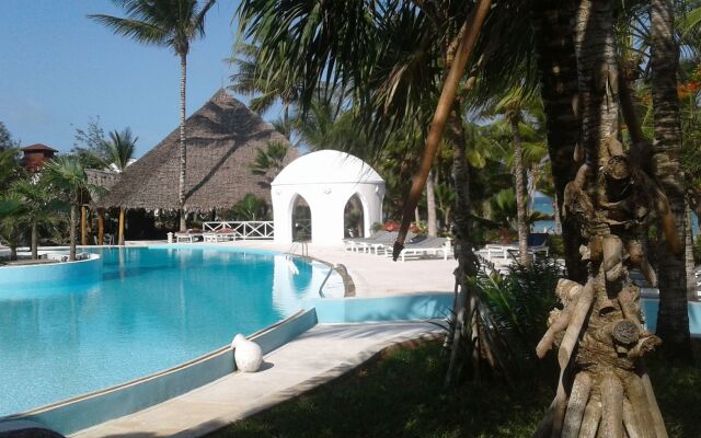 Sun Palm Beach Resort