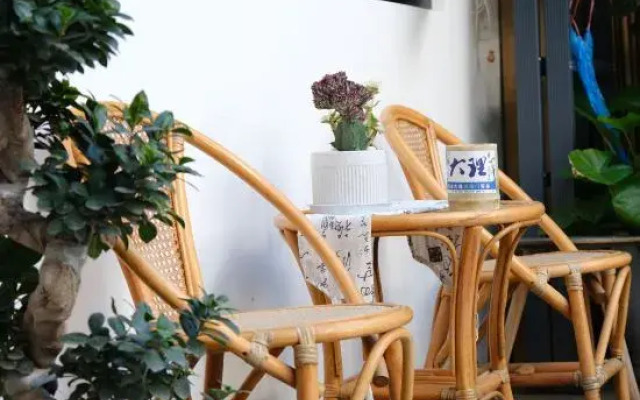 Shuimu Yunxiao Huanxi Courtyard B&B (Dali Ancient Town Branch)