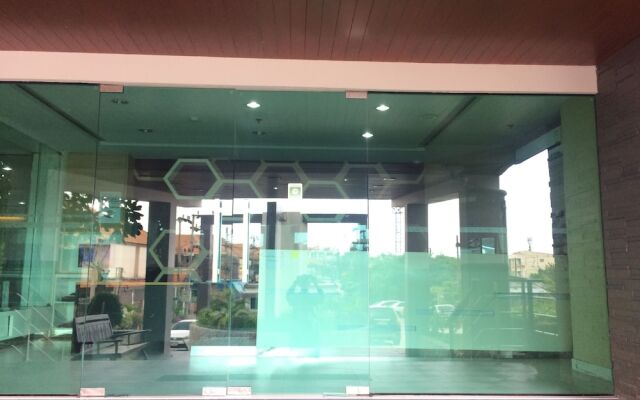 Phuket - Phanason city condo