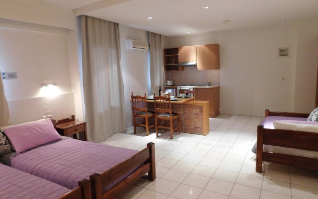 Athina Inn