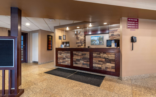Best Western Marquis Inn & Suites