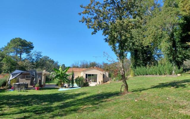 Chambre chalet avec SPA Monpazier