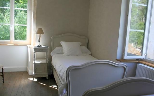 Gentilhommière Eaux Bleues