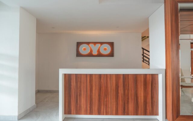 OYO Flagship 210 Amethyst Kemayoran Near RSUD Pademangan
