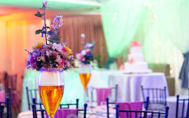 Greenhills Elan Hotel