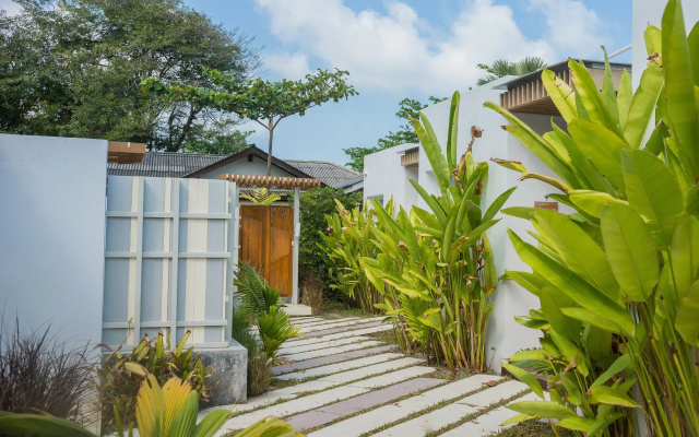White Sand Samui Resort