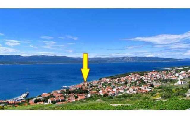 Apartments And Rooms Vojmir