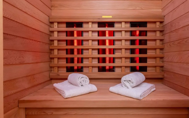 Luxury Apartment With Sauna by the sea
