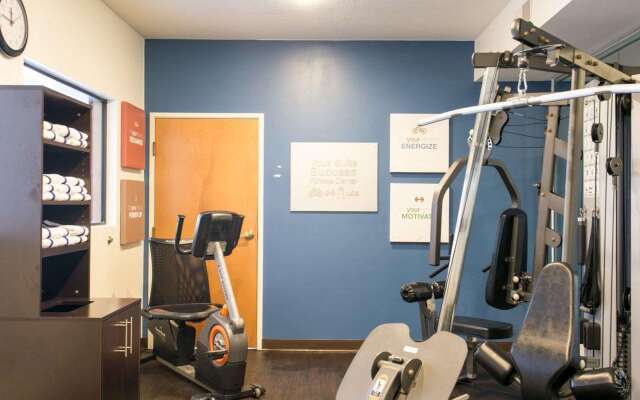 Comfort Suites Benton Harbor - St. Joseph