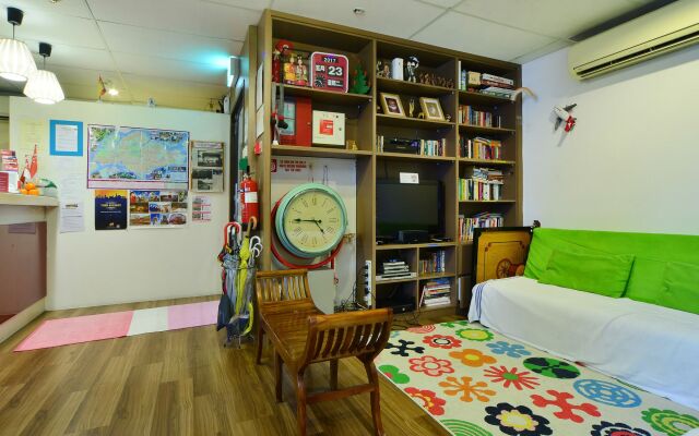 River City Inn - Hostel