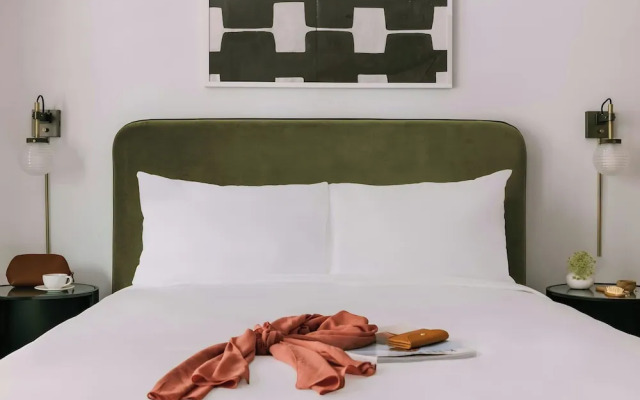 Sonder by Marriott Bonvoy Arlo Apartments Downtown