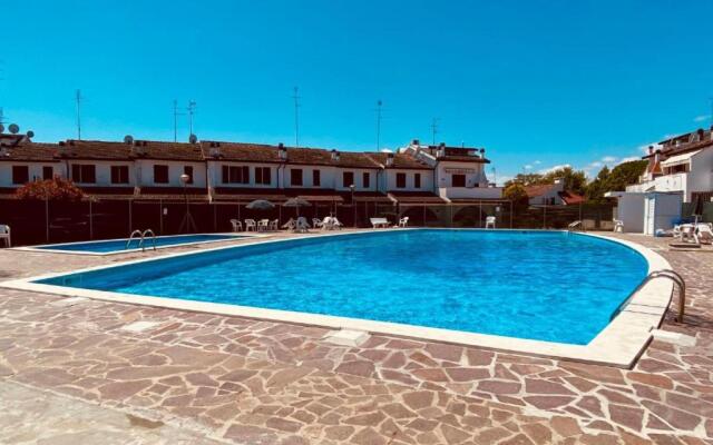 Appartamento 4 posti con piscina balcone e bbq