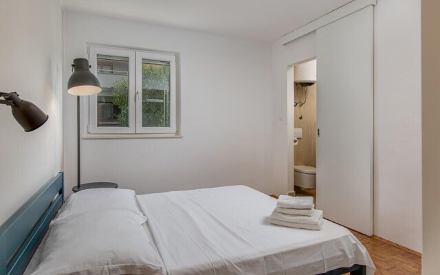 Stunning Home in Malinska With Wifi and 3 Bedrooms