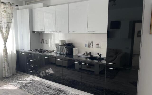 Iany Residence 1