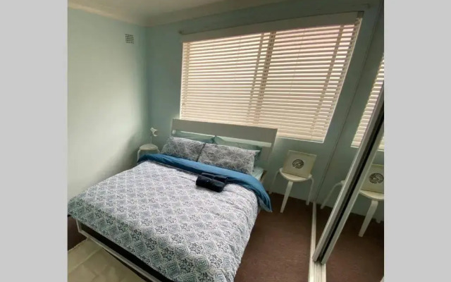 Digby's Place - waterfront apartment