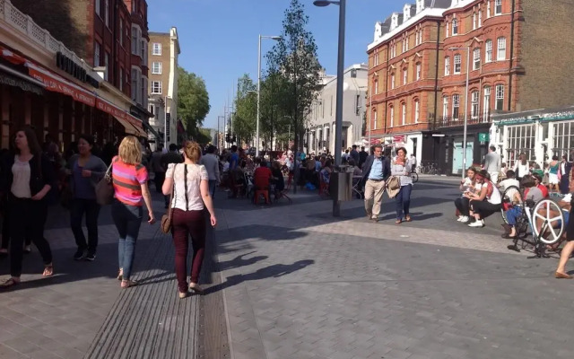 Quiet 2 Bed 2 Bath Mews House South Kensington