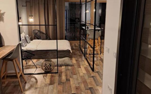 The World Apartament II