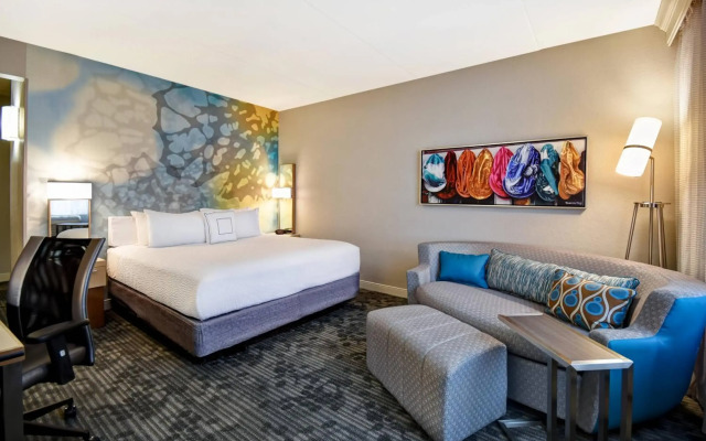 Courtyard by Marriott Louisville Airport