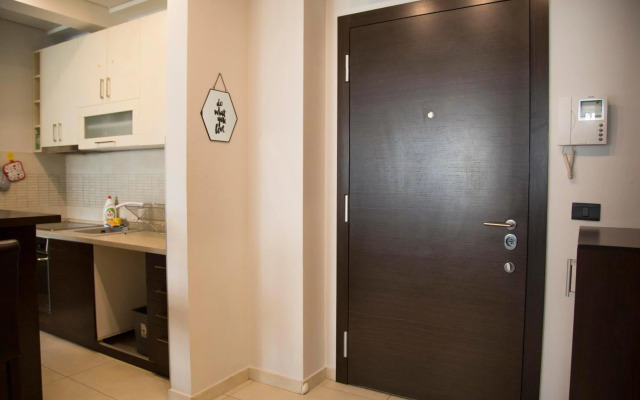 Ahoy Luxury Apartment