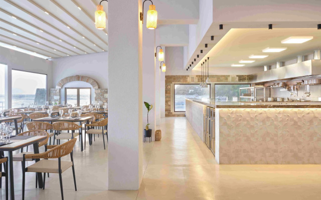 Ramada by Wyndham Loutraki Poseidon Resort