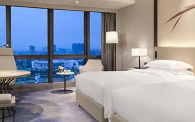 Doubletree By Hilton Shenzhen Longhua