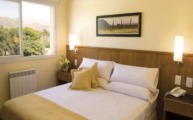 Urbana Class Hotel