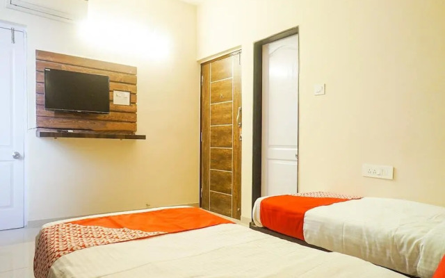 Hotel Twin Towers 1 By OYO Rooms