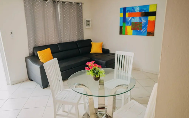 Elegant 1-bedroom Apartment 3 km From Eagle Beach