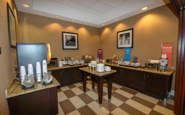 Hampton Inn & Suites Bremerton