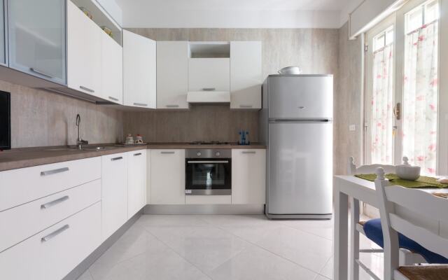 614 Riva degli Angeli by Barbarhouse