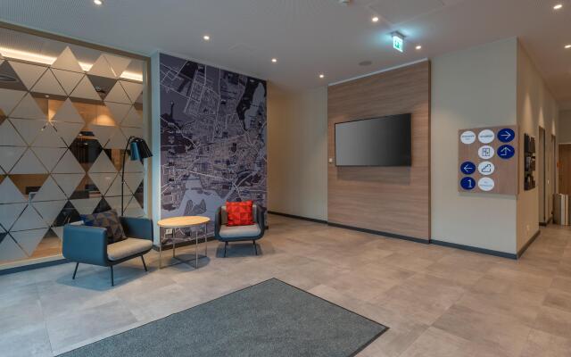 Holiday Inn Express and Suites Potsdam by IHG