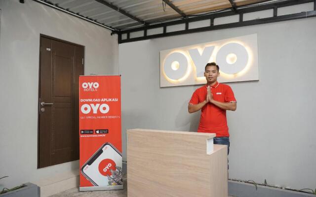 Super OYO 90033 DeHome Family