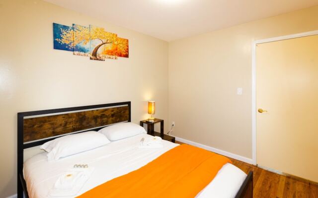 Cheerful & Beautiful 3-Bedroom Ranch