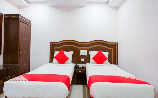 OYO 15936 Hotel Gnr Residency